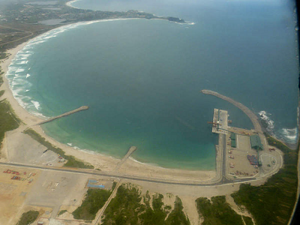 nouveauportehoalatolagnaro1